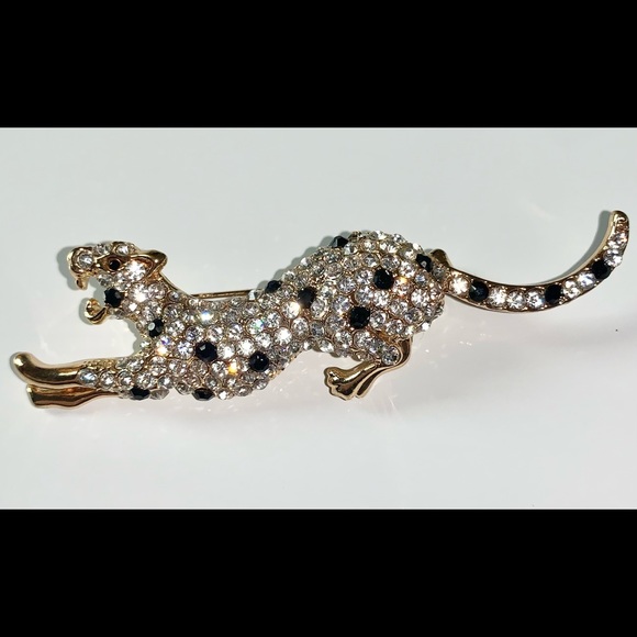 Jewelry - Vintage Panther Brooch